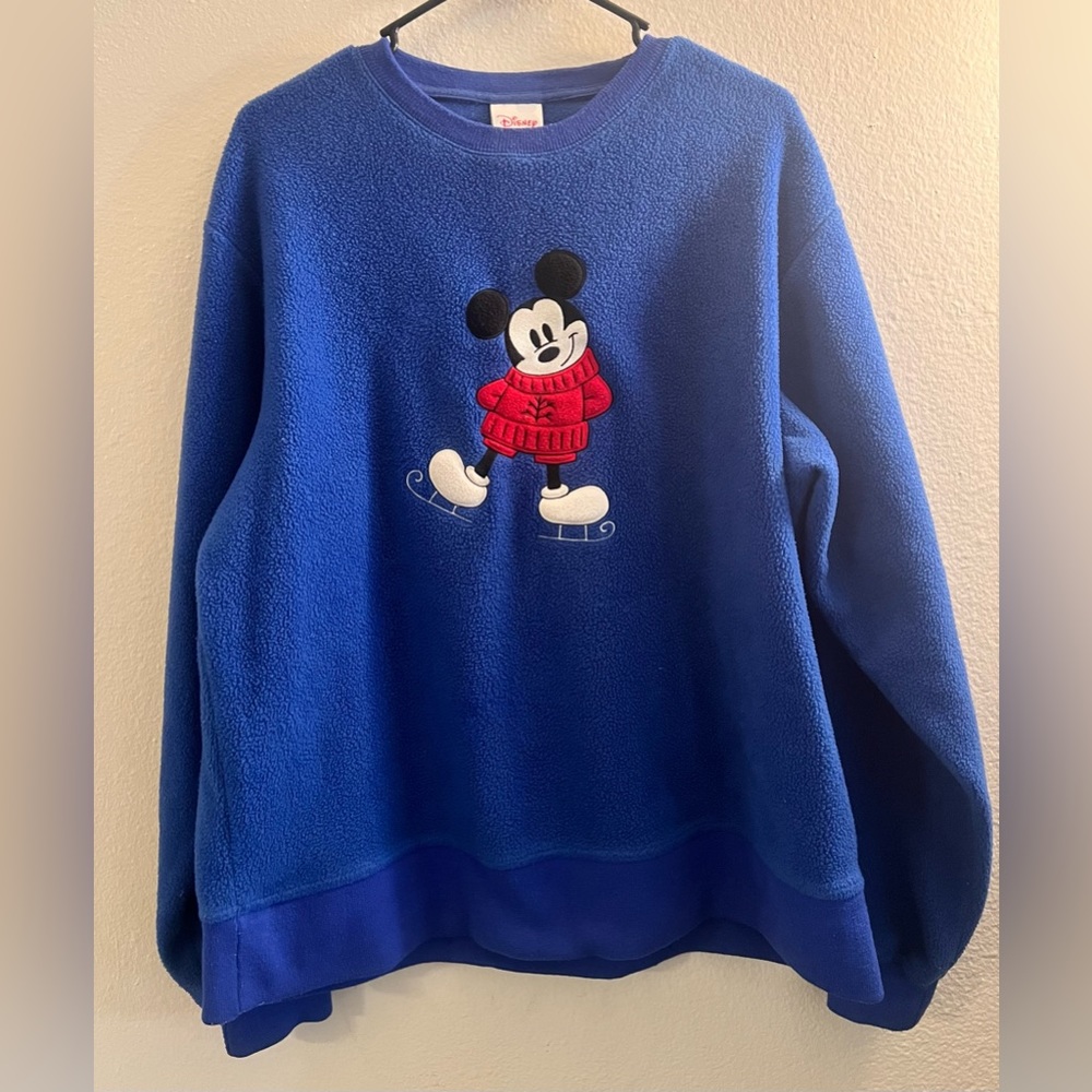 Mickey Mouse Disney sweater size medium